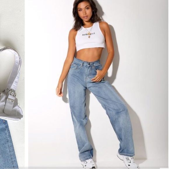 High-waist Parallel Jeans in Light Wash Denim / Size Medium - Picture 6 of 6